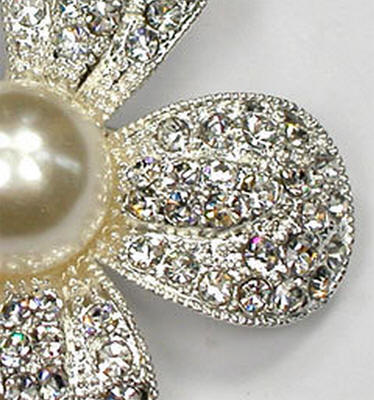 Pearl Rhinestone Brooch