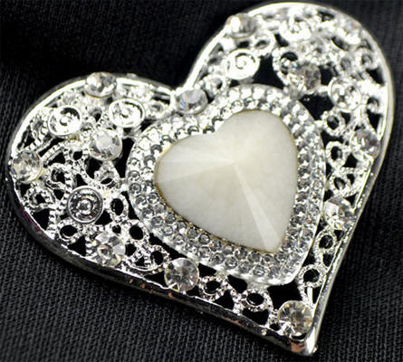 Pearl Rhinestone Brooch