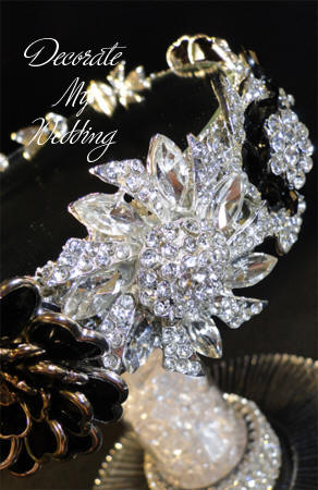 Crystal Brooch Wedding Cake Stand